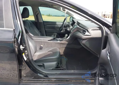 2018 Toyota Camry Se z USA, uszkodzony, nr VIN 4T1B11HK4JU099204